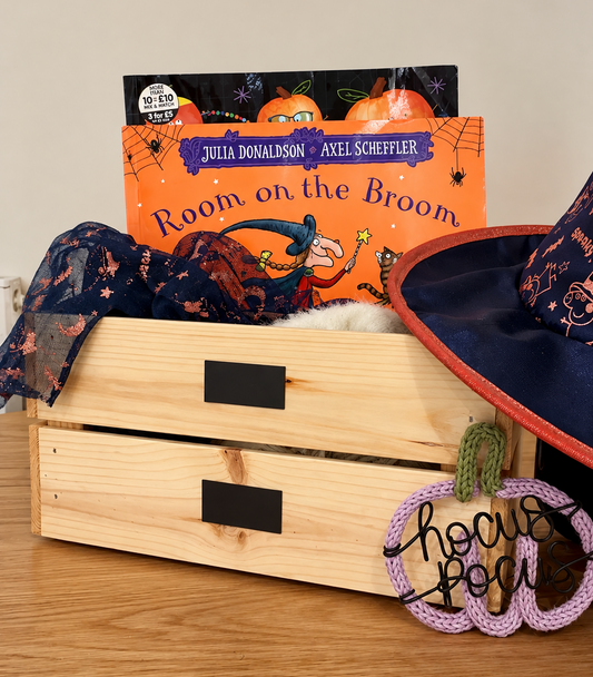 CRATES WITH INTERCHANGEABLE PLAQUES FOR EACH OCCASION