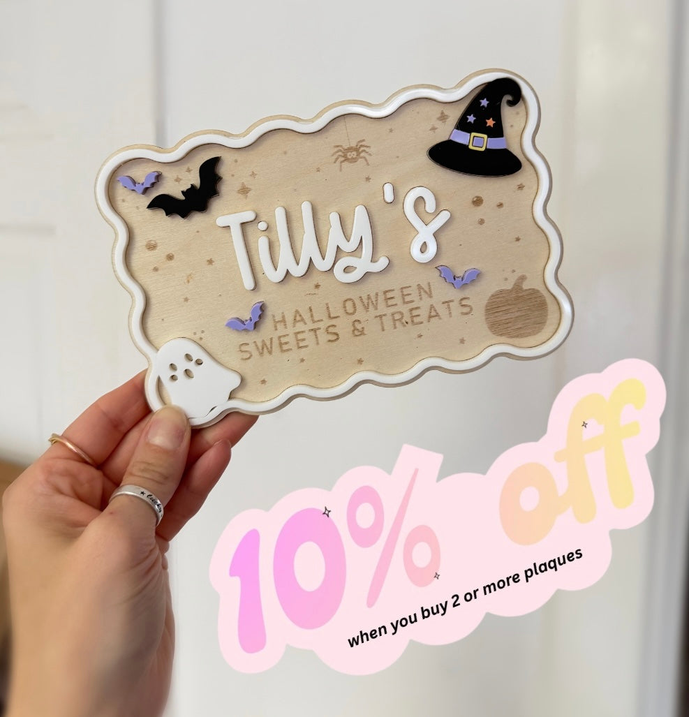 HALLOWEEN PERSONALISED PLAQUE